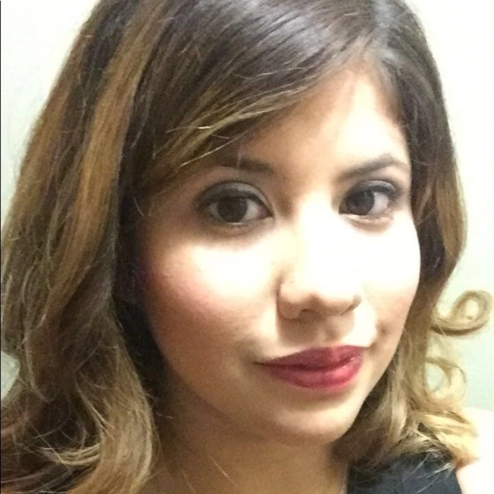 Meet your Posher, Vicky